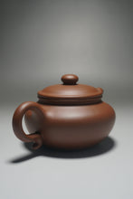 Load image into Gallery viewer, Lao Zini Fanggu Yixing Teapot 老紫泥仿古壶 220ml