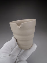 Load image into Gallery viewer, Swirly Fair Cup by Taoshan Studio 桃山房古青手纹公杯 220ml