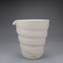 Load image into Gallery viewer, Swirly Fair Cup by Taoshan Studio 桃山房古青手纹公杯 220ml