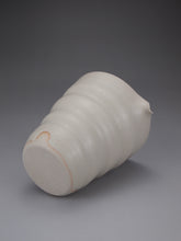 Load image into Gallery viewer, Swirly Fair Cup by Taoshan Studio 桃山房古青手纹公杯 220ml