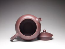 Load image into Gallery viewer, Lao Zini Xishi Yixing Teapot 老紫泥大西施 225ml