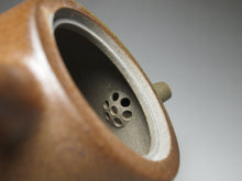 Load image into Gallery viewer, Wood Fired Huangjin Duan Zhuzhuo Yixing Teapot 柴烧黄金段柱础 225ml