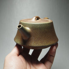 Load image into Gallery viewer, Wood Fired Huangjin Duan Zhuzhuo Yixing Teapot 柴烧黄金段柱础 225ml