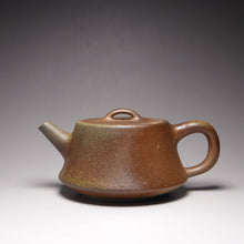 Load image into Gallery viewer, Wood Fired Huangjin Duan Zhuzhuo Yixing Teapot 柴烧黄金段柱础 225ml