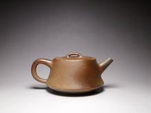 Load image into Gallery viewer, Wood Fired Huangjin Duan Zhuzhuo Yixing Teapot 柴烧黄金段柱础 225ml