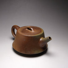 Load image into Gallery viewer, Wood Fired Huangjin Duan Zhuzhuo Yixing Teapot 柴烧黄金段柱础 225ml