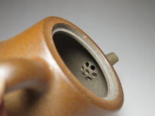 Load image into Gallery viewer, Wood Fired Huangjin Duan Zhuzhuo Yixing Teapot no.2 柴烧黄金段柱础 225ml