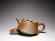 Load image into Gallery viewer, Wood Fired Huangjin Duan Zhuzhuo Yixing Teapot no.2 柴烧黄金段柱础 225ml