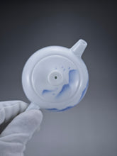 Load image into Gallery viewer, 225ml Qinghua Hand Painted Lanscape Jingdezhen Porcelain Teapot 素直白瓷重工山水巨轮珠