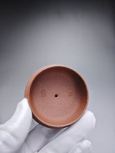 Load image into Gallery viewer, Fully Handmade Lao Duanni Hantang Shipiao Yixing Teapot 全手工唐雅极品老段泥汉棠石瓢 225ml