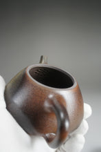 Load image into Gallery viewer, Wood Fired Dicaoqing Shipiao Yixing Teapot 柴烧平盖石瓢 230ml