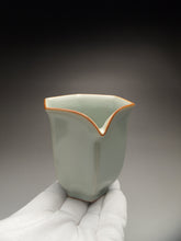 Load image into Gallery viewer, Ruyao Hexagon Fair Cup 汝窑公道杯 230ml