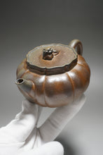 Load image into Gallery viewer, Fully Handmade Wood Fired Jiangpo-Qingni Jingwen Xiushi Yixing Teapot by Tang Mengfei 全手工汤梦飞柴烧青降坡泥筋纹器绣狮 250ml