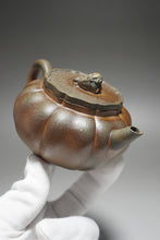 Load image into Gallery viewer, Fully Handmade Wood Fired Jiangpo-Qingni Jingwen Xiushi Yixing Teapot by Tang Mengfei 全手工汤梦飞柴烧青降坡泥筋纹器绣狮 250ml