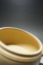 Load image into Gallery viewer, Fully Handmade Benshan Lüni Xiushi Hanwa Teapot by Hu Manshan 全手工胡漫山本山绿泥绣狮汉瓦 250ml