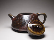 Load image into Gallery viewer, Wood Fired Shipiao Dicaoqing Yixing Teapot with Carvings of Blossoms 柴烧底槽青子冶石瓢带刻绘  260ml