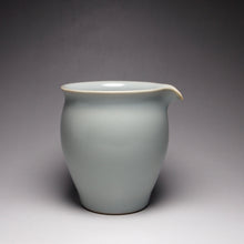 Load image into Gallery viewer, Magnolia Ruyao Fair Cup 汝窑公杯 260ml