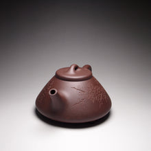 Load image into Gallery viewer, Dicaoqing Ziye Shipiao Yixing Teapot with Carvings 底槽青子冶石瓢带刻绘 270ml