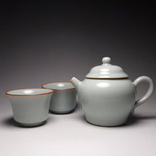 Load image into Gallery viewer, Ruyao Tall Teapot and Teacups Tea Set 汝窑一壶两杯套装