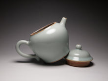 Load image into Gallery viewer, Ruyao Tall Teapot and Teacups Tea Set 汝窑一壶两杯套装