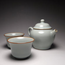 Load image into Gallery viewer, Ruyao Tall Teapot and Teacups Tea Set 汝窑一壶两杯套装