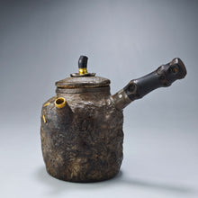 Load image into Gallery viewer, 999 Pure Silver Wabi Sabi Meteorite Series with Gold Plating by Master Hong JinHong 全手工纯银999洪金鸿制大师银侧把壶 175ml