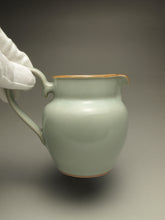 Load image into Gallery viewer, Ruyao Chanding Fair Cup 汝窑禅定公道杯 300ml