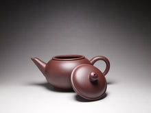 Load image into Gallery viewer, Lao Zini Big Shuiping Yixing Teapot 老紫泥大水平 385ml