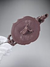 Load image into Gallery viewer, Fully Handmade Dicaoqing Pine Bamboo and Plum Blossom Teapot 全手工底槽清松竹梅树桩 365ml