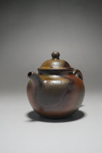 Load image into Gallery viewer, Wood Fired Dicaoqing Qiushui Yixing Teapot 柴烧底槽青秋水 125ml