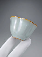 Load image into Gallery viewer, Pair of Matching 50ml Six Lobe Ruyao Teacups 天青汝窑六瓣花对杯