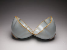 Load image into Gallery viewer, Pair of Matching 50ml Five Lobed Ruyao Teacups 汝窑天青五瓣花对杯