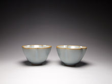 Load image into Gallery viewer, Pair of Matching 50ml Five Lobed Ruyao Teacups 汝窑天青五瓣花对杯