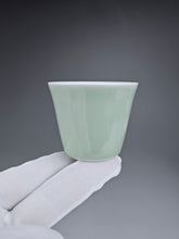 Load image into Gallery viewer, Rainbow Jingdezhen Porcelain Teacup Set of 4 颜色釉清泉杯组