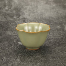Load image into Gallery viewer, 50ml Jade Series Ruyao Six Lobe Teacup 汝窑青玉釉六瓣花杯
