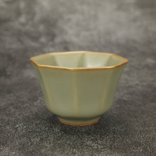 Load image into Gallery viewer, 50ml Jade Series Ruyao Octagon Teacup 汝窑青玉釉八方杯