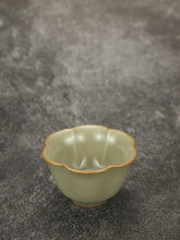 Load image into Gallery viewer, 50ml Jade Series Ruyao Six Lobe Teacup 汝窑青玉釉六瓣花杯