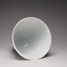 Load image into Gallery viewer, Goldfish Falangcai Porcelain Teacup 珐琅彩江山游金鱼小花神杯 60ml