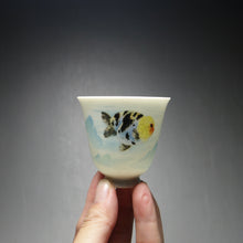 Load image into Gallery viewer, Lionhead Fish Falangcai Porcelain Teacup 珐琅彩江山游金鱼小花神杯 60ml
