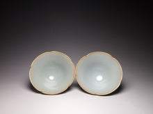 Load image into Gallery viewer, Pair of Matching 60ml Douli Ruyao Teacups 汝窑天青对杯