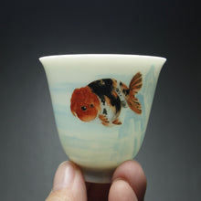 Load image into Gallery viewer, Goldfish Falangcai Porcelain Teacup 珐琅彩江山游金鱼小花神杯 60ml
