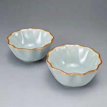 Load image into Gallery viewer, Pair of Matching 65ml Scalloped Azure Ruyao Teacups 天青汝窑十八瓣对杯
