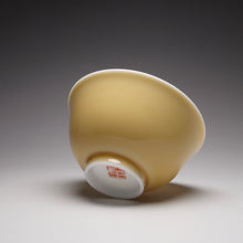 Load image into Gallery viewer, 65ml Mihuangyou Yellow Porcelain Teacup 米黄釉杯