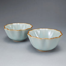 Load image into Gallery viewer, Pair of Matching 65ml Scalloped Azure Ruyao Teacups 天青汝窑十八瓣对杯