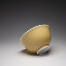 Load image into Gallery viewer, 65ml Mihuangyou Yellow Porcelain Teacup 米黄釉杯
