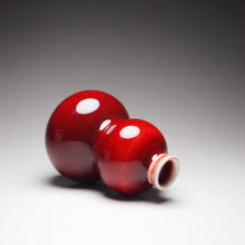 Load image into Gallery viewer, Little Gourd Langhong Porcelain Vase 郎红葫芦小花器