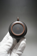Load image into Gallery viewer, 70ml Shipiao Dark Nixing Teapot by Li Wenxin 李文新小石瓢 (深)