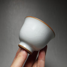 Load image into Gallery viewer, 80ml Moon White Ruyao Flower Goddess Teacup 月白汝窑花神杯