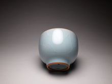 Load image into Gallery viewer, 80ml Straight Wall Royal Jade Ruyao Teacup 汝窑御青直立杯