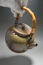 Load image into Gallery viewer, Wood Fired Baiyuduan Yixing Clay Kettle 白玉段柴烧烧水壶 820ml